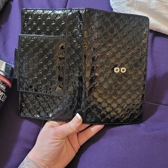 NWOT Kenneth Cole Reaction Wallet - Picture 4 of 7